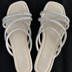 Flat Sandal (Like New)
